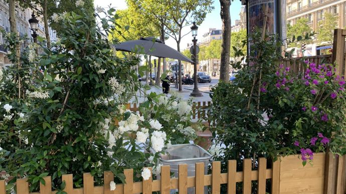 9.La terrasse fleurie. ©C. Bias