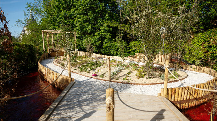 Un Coup de cœur est également décerné au jardin « Une (presque) île vertueuse » des Français Louise Quintana et Guillaume Collaudin.