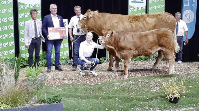 Nala décroche le prix de meilleure reproductrice.