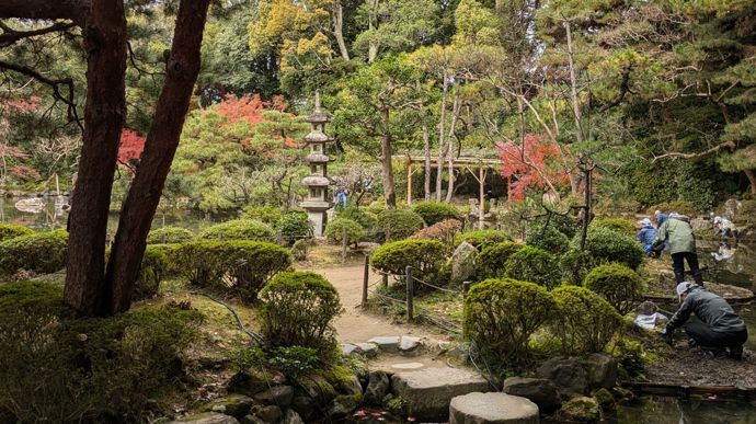 Le jardinier Jihei Ogawa, connu comme le précurseur des jardins japonais modernes, a consacré plus de vingt ans à ce jardin sanctuaire Shinto Heian-Jingu.