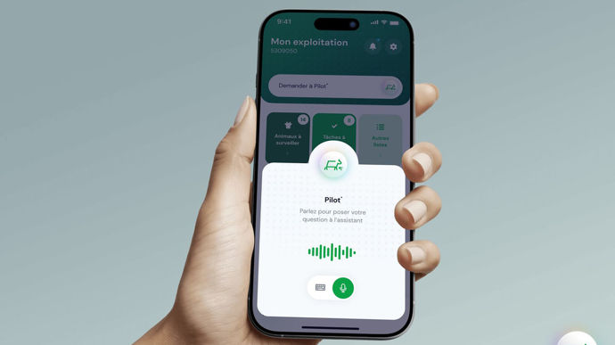 Mon Pilot’ est un assistant d’intelligence artificielle proposé par Pilot’elevage et embarqué dans l’application mobile du même nom. Cet outil permet d’interroger oralement ou par écrit les données sur la reproduction, la santé, la croissance ou la génétique des bovins du troupeau.
