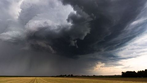 La tempête Dennis devrait apporter beaucoup de pluie sur le nord de la France.