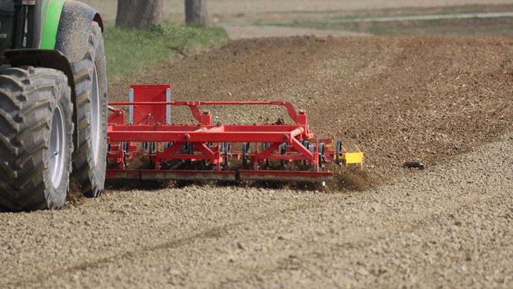 Pour 2020, plus de la moitié des agriculteurs ont revu à la baisse leur programme d'investissements pour l'exploitation.